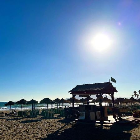 Relax , Sun And Beach Malaga Bagian luar foto