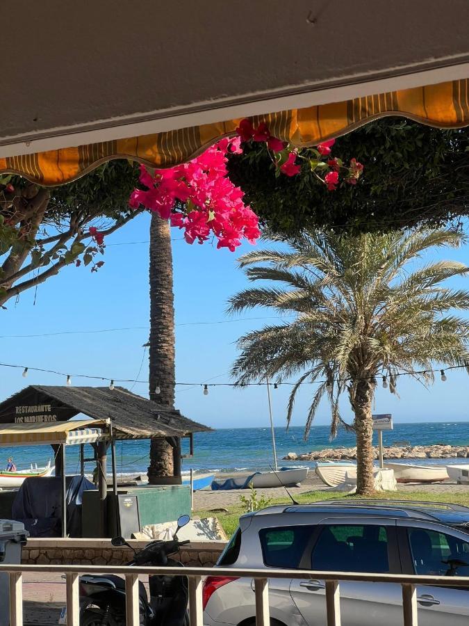 Relax , Sun And Beach Malaga Bagian luar foto